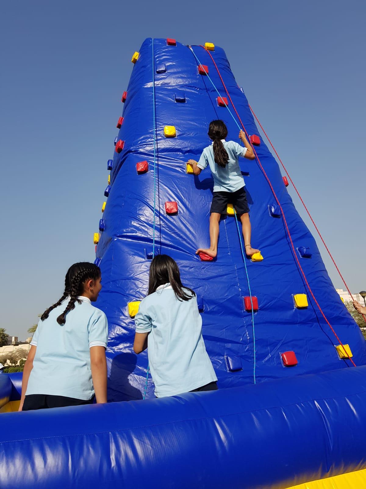 Climbing wall